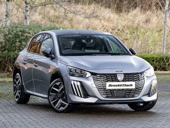 2025 (75) Peugeot 208 1.2 Hybrid 110 GT 5dr e-DSC6