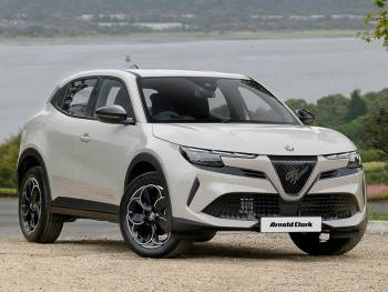 2025 (75) Alfa Romeo Junior 1.2 Turbo Ibrida 5dr Auto