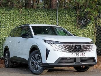2025 (75) Peugeot 5008 1.2 Hybrid 145 Allure 5dr e-DSC6