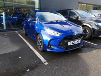2021 (21) Toyota Yaris 1.5 Hybrid Design 5dr CVT