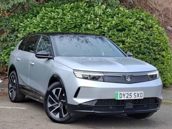 2025 (25) Vauxhall Grandland 157kW GS 73kWh 5dr Auto