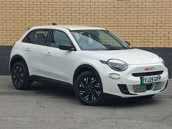 2025 (25) Fiat 600 115kW Red 54kWh 5dr Auto