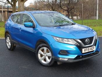 2019 (19) Nissan Qashqai 1.5 dCi 115 Acenta Premium 5dr