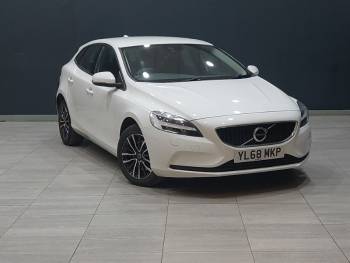 2018 (68) Volvo V40 T2 [122] Momentum Nav Plus 5dr