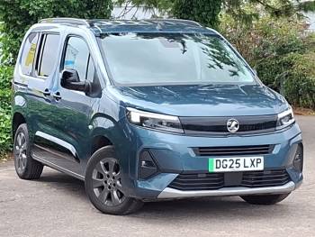 2025 (25) Vauxhall Combo Life 100kW Ultimate 52kWh 5dr Auto