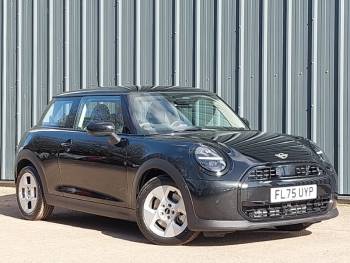 2025 (75) MINI Cooper 1.5 C Classic 3dr Auto