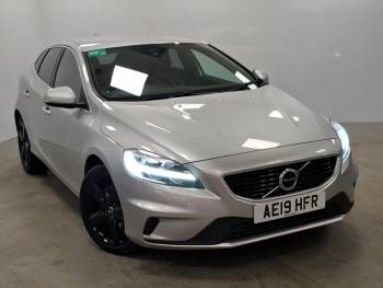2019 (19) Volvo V40 T2 [122] R DESIGN Edition 5dr Geartronic