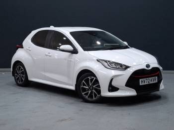 2022 (72) Toyota Yaris 1.5 Hybrid Design 5dr CVT