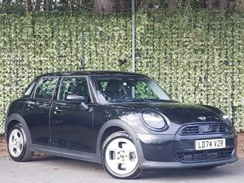 2024 (74) MINI Cooper 1.5 C Classic 5dr Auto