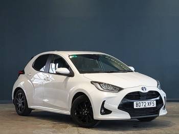 2022 (72) Toyota Yaris 1.5 Hybrid Design 5dr CVT