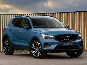 2024 (74) Volvo Xc40 2.0 B4P Ultra Dark 5dr Auto