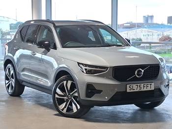 2025 (75) Volvo Xc40 2.0 B4P Ultra Dark 5dr Auto