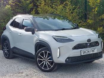 2024 (24) Toyota Yaris Cross 1.5 Hybrid GR Sport 5dr CVT