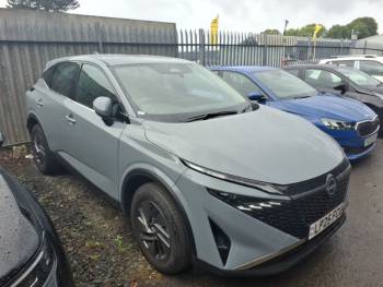 2025 (25) Nissan Qashqai 1.3 DiG-T MH Acenta Premium 5dr