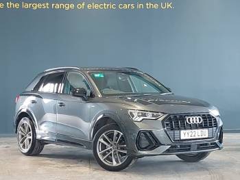 2022 (22) Audi Q3 35 TFSI Black Edition 5dr