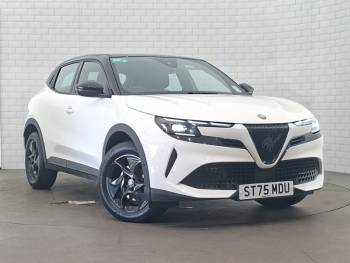 2025 (75) Alfa Romeo Junior 1.2 Turbo Ibrida 5dr Auto [Technology pack]