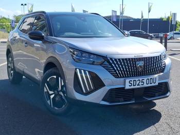 2025 Peugeot 2008 1.2 Hybrid 136 GT 5dr e-DSC6