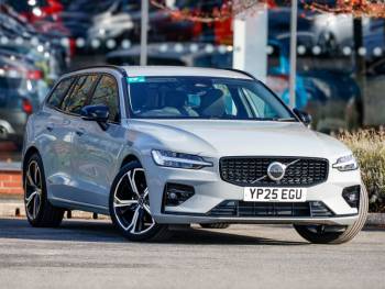2025 (25) Volvo V60 2.0 B4P Plus Dark 5dr Auto [7 speed]