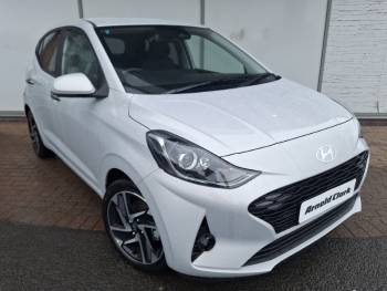 Hyundai i10 details