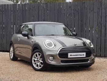 2019 (19) MINI Hatchback 1.5 Cooper Classic II 3dr