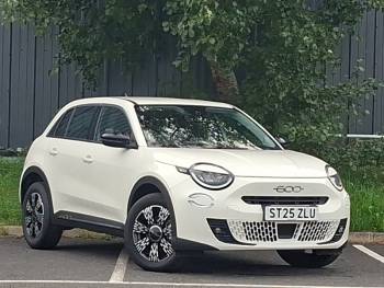 2025 (25) Fiat 600 1.2 Hybrid 48V 136 5dr eDCT-6