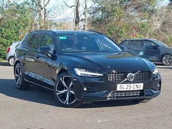 2025 (25) Volvo V60 2.0 B4P Ultra Dark 5dr Auto