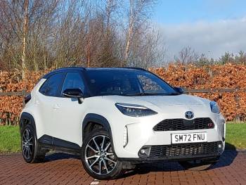 2022 (72) Toyota Yaris Cross 1.5 Hybrid GR Sport 5dr CVT