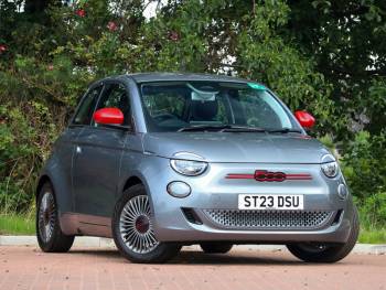2023 (23) Fiat 500 87kW Red 42kWh 3dr Auto
