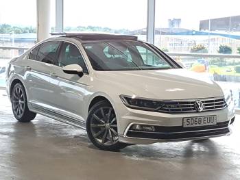 2018 (68) Volkswagen Passat 2.0 TDI R-Line 4dr [Panoramic Roof]