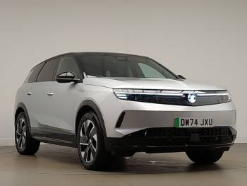 2025 (74/25) Vauxhall Grandland 157kW GS 73kWh 5dr Auto
