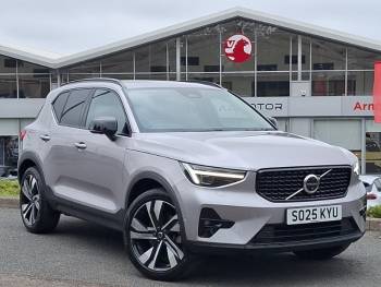 2025 (25) Volvo Xc40 2.0 B3P Ultra Dark 5dr Auto