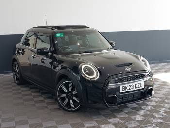 2023 (23) MINI Cooper S 2.0 Cooper S Exclusive Premium Plus 5dr Auto