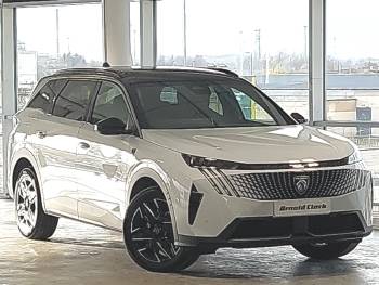 2025 (25) Peugeot 5008 1.2 Hybrid 136 GT 5dr e-DSC6