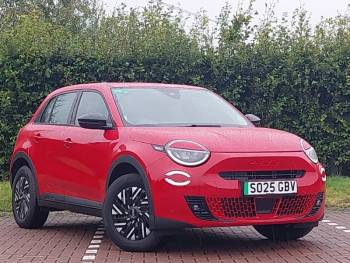 2025 (25) Fiat 600 115kW Red 54kWh 5dr Auto