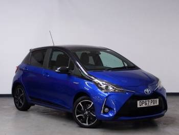 2018 (67) Toyota Yaris 1.5 Hybrid Red Bi-tone 5dr CVT