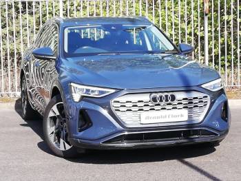 2023 (23) Audi Q8 250kW 50 Quattro 95kWh Sport 5dr Auto