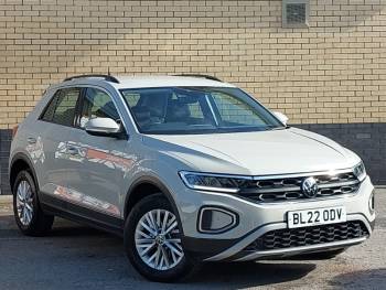 2022 (22) Volkswagen T-roc 1.0 TSI Life 5dr