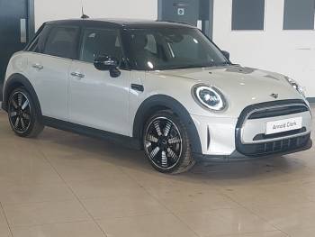 2022 (72) MINI Cooper 1.5 Cooper Exclusive 5dr Auto