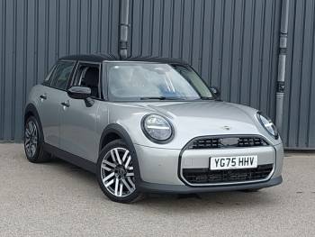 2025 (75) MINI Cooper 1.5 C Classic 5dr Auto
