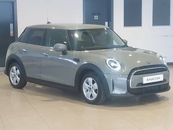 2022 (22) MINI One 1.5 One Classic 5dr