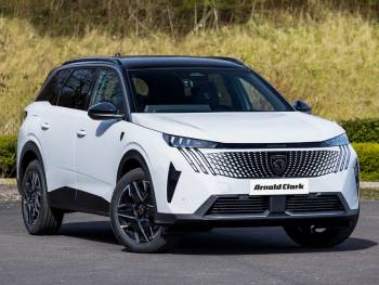 2025 (25) Peugeot 5008 1.2 Hybrid 145 GT 5dr e-DSC6