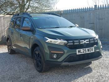 2025 (25) Dacia Jogger 1.6 HEV Extreme 5dr Auto