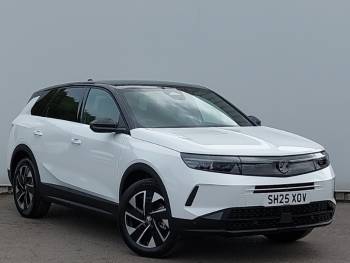 2025 (25) Vauxhall Grandland 1.2 Hybrid [136] Ultimate 5dr e-DCT6 [Pan Roof]