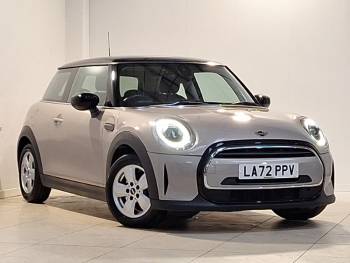 2022 (72) MINI Hatchback 1.5 Cooper Classic Premium 3dr Auto
