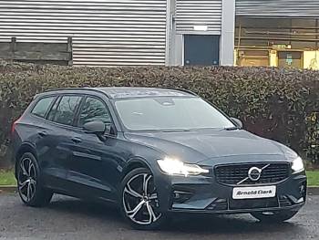 2025 (25) Volvo V60 2.0 B4P Plus Dark 5dr Auto [7 speed]