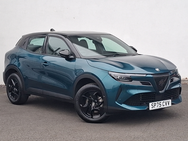 2025 Alfa Romeo Junior