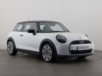 2025 (75) MINI Cooper 1.5 C Classic 3dr Auto
