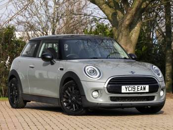 2019 (19) MINI Hatchback 1.5 Cooper Classic II 3dr