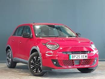 2025 (25) Fiat 600 115kW Red 54kWh 5dr Auto