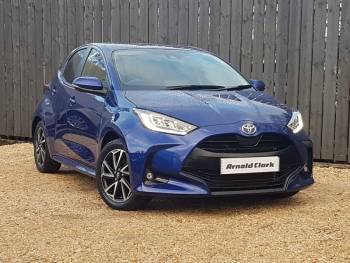2022 (72) Toyota Yaris 1.5 Hybrid Design 5dr CVT